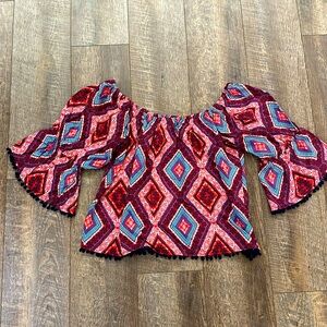 Wrangler off the shoulder Aztec print